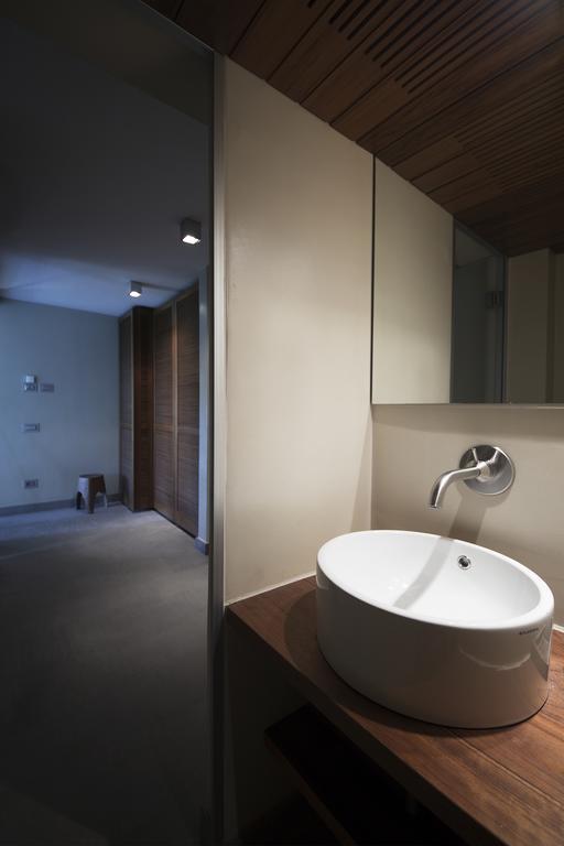 Suite & Pool-Como House-160 Mt-Private Indoor Swimming Pool, Heated All Year-Private Covered Parking-Private Garden And Terrace-Fully Equipped Kitchen Bagian luar foto