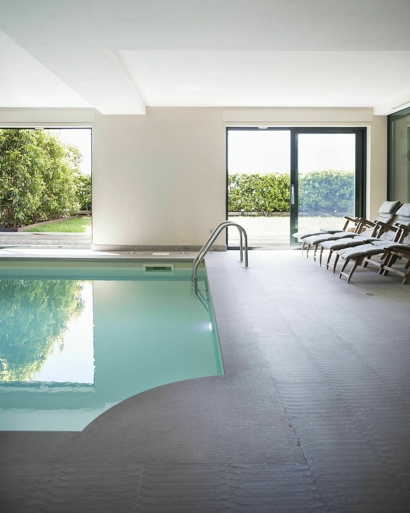 Suite & Pool-Como House-160 Mt-Private Indoor Swimming Pool, Heated All Year-Private Covered Parking-Private Garden And Terrace-Fully Equipped Kitchen Bagian luar foto