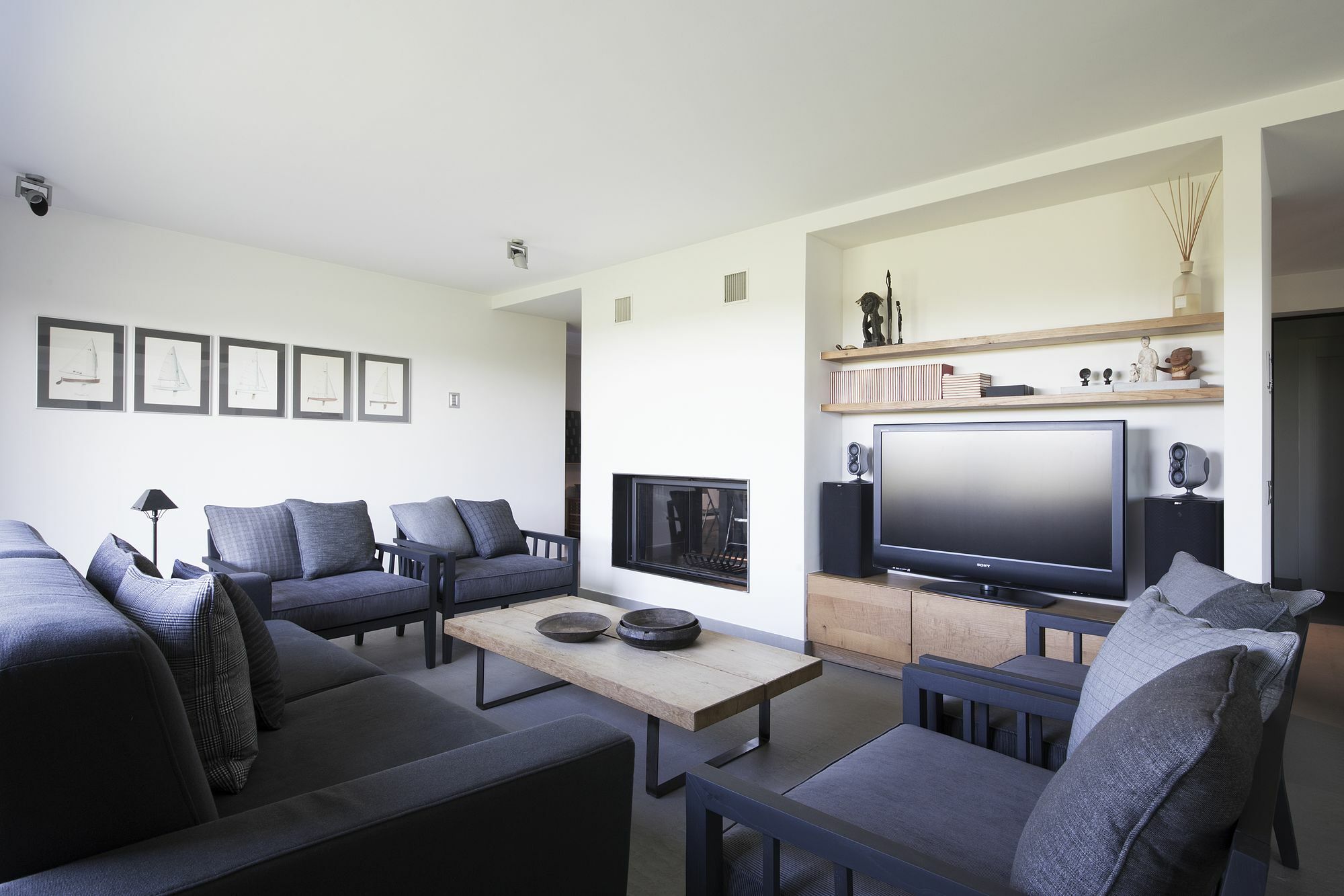 Suite & Pool-Como House-160 Mt-Private Indoor Swimming Pool, Heated All Year-Private Covered Parking-Private Garden And Terrace-Fully Equipped Kitchen Bagian luar foto